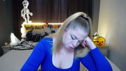 Snapshot of jessikadaniels chatting on 10/23/25, 06:45 Jess online show from 10/23/25, 06:45