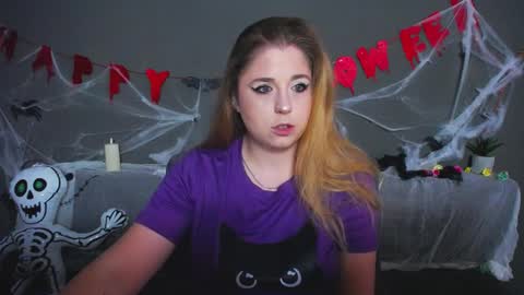 Snapshot of jessikadaniels chatting on 11/03/25, 07:20 Jess online show from 11/03/25, 07:20