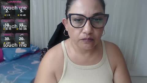 paola online show from 01/25/25, 05:29