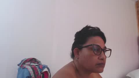 paola online show from 06/30/26, 05:25