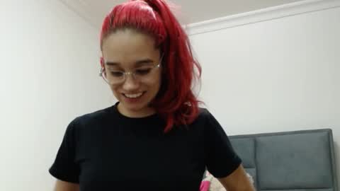 Snapshot of jessilop_ chatting on 01/24/25, 06:57 Jessi Lop online show from 01/24/25, 06:57