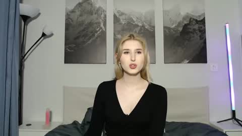 jessstonem online show from 12/28/24, 05:55