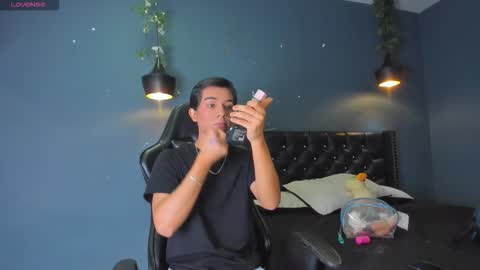 Snapshot of jessy_mateus_ chatting on 11/14/25, 11:31 JESSY MATEUS online show from 11/14/25, 11:31