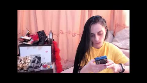 Snapshot of jessylonghair chatting on 06/11/26, 09:29 Jessylonghair online show from 06/11/26, 09:29