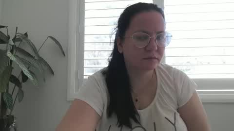 Snapshot of jessyqueen55 chatting on 05/27/26, 03:03 OnlyJessy online show from 05/27/26, 03:03