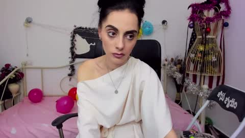 Jessy online show from 01/04/25, 01:52