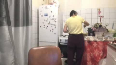 Snapshot of jessystarrr chatting on 10/05/25, 08:29 Jessy online show from 10/05/25, 08:29