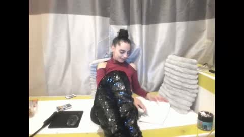 Snapshot of jessystarrr chatting on 10/26/25, 06:25 Jessy online show from 10/26/25, 06:25