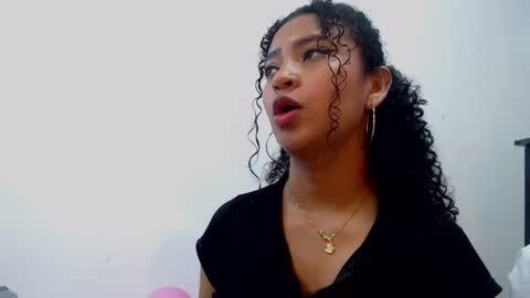 Snapshot of jessyzoe chatting on 01/31/25, 08:22 Jessy online show from 01/31/25, 08:22