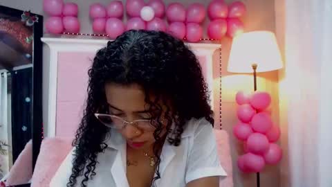 Snapshot of jessyzoe chatting on 02/04/25, 11:27 Jessy online show from 02/04/25, 11:27