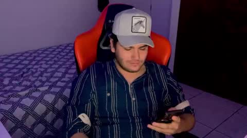 Snapshot of jesusdntc chatting on 12/26/24, 11:54 HotBoy online show from 12/26/24, 11:54