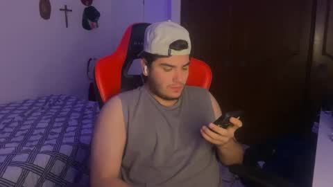 Snapshot of jesusdntc chatting on 01/03/25, 01:03 HotBoy online show from 01/03/25, 01:03