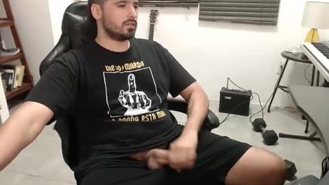 Snapshot of jesuswtf86 chatting on 10/25/25, 01:24 jesuswtf86 online show from 10/25/25, 01:24