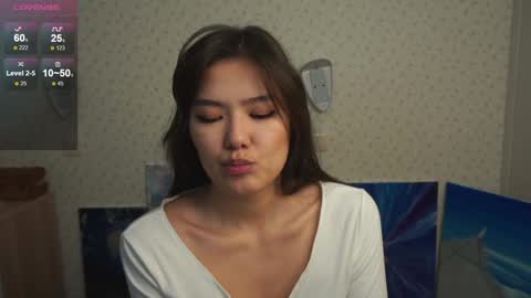 Hi all. My name is Naomi and Im glad to see you in my room  online show from 12/04/24, 08:40
