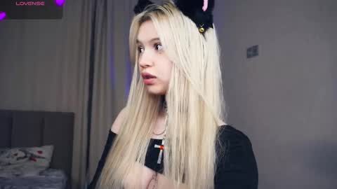 Snapshot of jettahartill chatting on 11/30/25, 06:12 Daryl online show from 11/30/25, 06:12