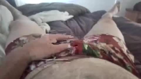 Snapshot of jettin36 chatting on 10/27/25, 02:15 Uncut thick 5 online show from 10/27/25, 02:15