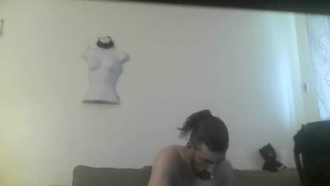 Snapshot of jeukhieqzkke chatting on 05/04/26, 04:14 jeukhieqzkke online show from 05/04/26, 04:14