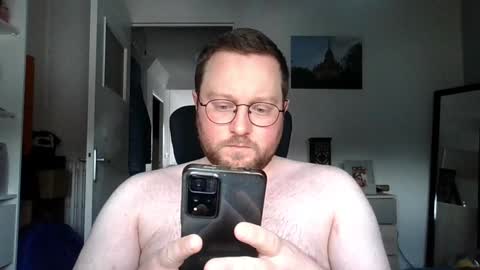 Snapshot of jeuneloup92 chatting on 01/07/25, 09:40 jeuneloup92 online show from 01/07/25, 09:40