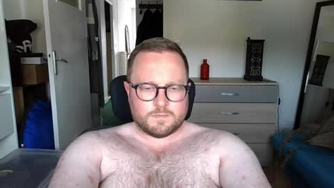 jeuneloup92 online show from 05/22/26, 02:33
