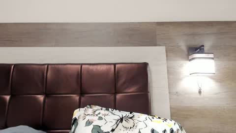 Jewel  no nude  online show from 01/13/25, 08:37