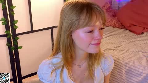 Gwen online show from 05/27/26, 08:17