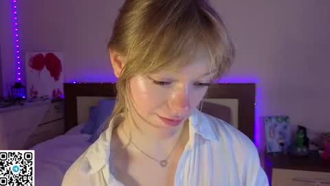 Gwen online show from 07/29/26, 08:18