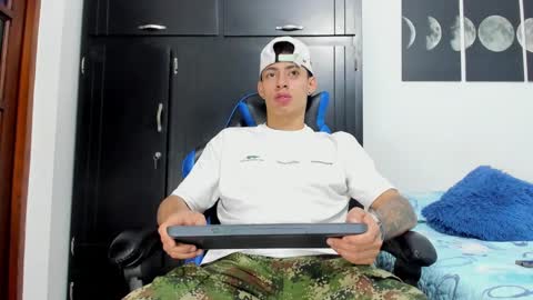 jey cox online show from 09/18/25, 12:29