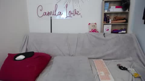 Snapshot of jezabel_purple chatting on 11/05/25, 06:08 Camila online show from 11/05/25, 06:08