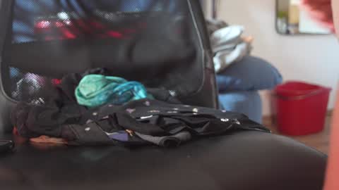 Snapshot of jfemk chatting on 01/29/25, 09:23 jfemk online show from 01/29/25, 09:23