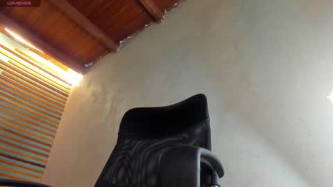Jharol  online show from 12/24/24, 10:33