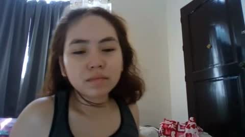 Snapshot of jhatsuse chatting on 06/27/26, 01:10 Xyrose online show from 06/27/26, 01:10