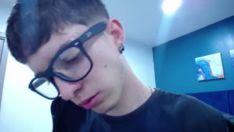 Jheampiero online show from 10/01/25, 02:23