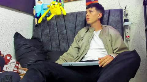 Jheampiero online show from 06/05/26, 08:47