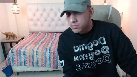 Jheider R. online show from 12/20/24, 07:22