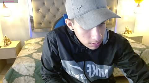 Jheider R. online show from 12/31/24, 03:34