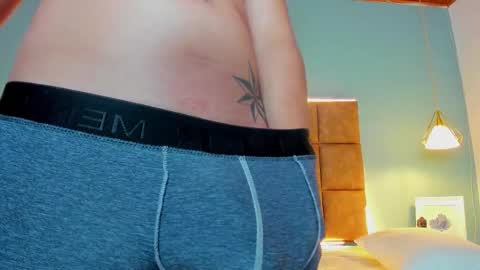 Jheider R. online show from 09/26/25, 01:26