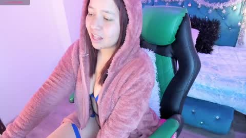 Jhiinny online show from 12/19/24, 06:01
