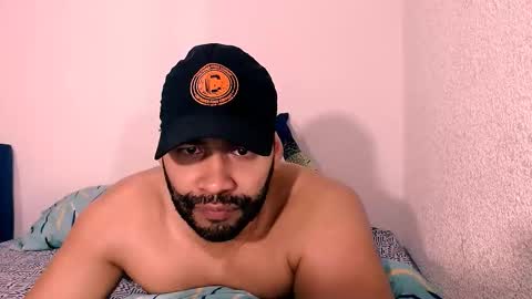 Snapshot of jho173027 chatting on 11/07/25, 04:01 En moreno online show from 11/07/25, 04:01