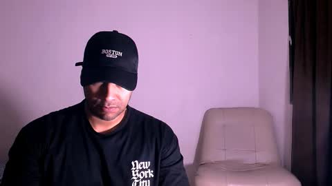 Snapshot of jho173027 chatting on 12/03/25, 12:03 En moreno online show from 12/03/25, 12:03