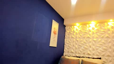 Jhoana  online show from 09/16/25, 05:25