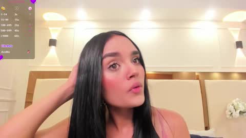 Jhoana  online show from 10/23/25, 05:33