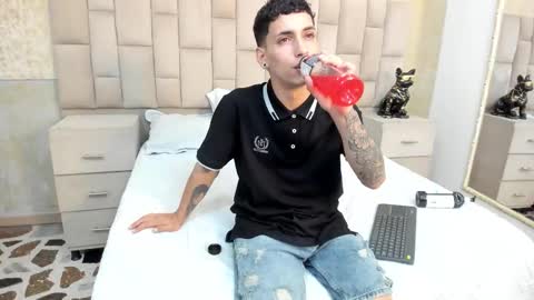 jhoanleandro online show from 10/13/25, 10:10