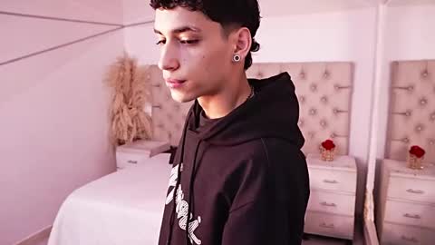 jhoanleandro online show from 04/29/26, 04:49