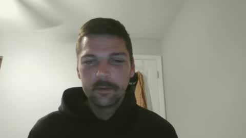 Snapshot of jholls chatting on 02/10/25, 11:13 jholls online show from 02/10/25, 11:13