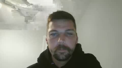 Snapshot of jholls chatting on 02/27/25, 02:42 jholls online show from 02/27/25, 02:42