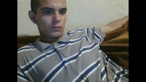 jhon210702 online show from 09/18/25, 04:03