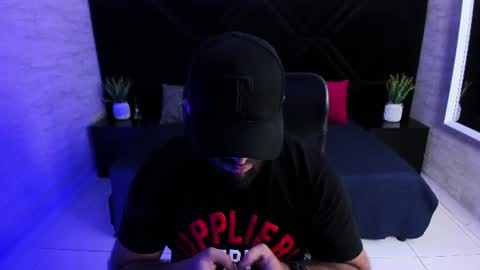 John Bear.... online show from 07/07/26, 11:25