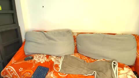 jhon_gade online show from 10/21/25, 04:24