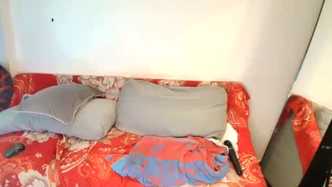 Snapshot of jhon_gade chatting on 11/02/25, 05:43 jhon_gade online show from 11/02/25, 05:43