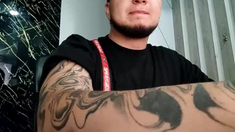 jhon online show from 02/11/25, 05:47